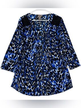 Easywear by Chicos Top Size 3 (XL) Blue Black Animal Print V Neck Zip 3/4 Sleeve